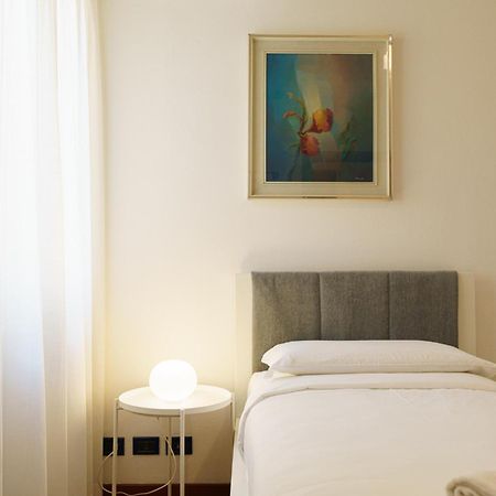 Domus Verona - Residenza Marconi ภายนอก รูปภาพ