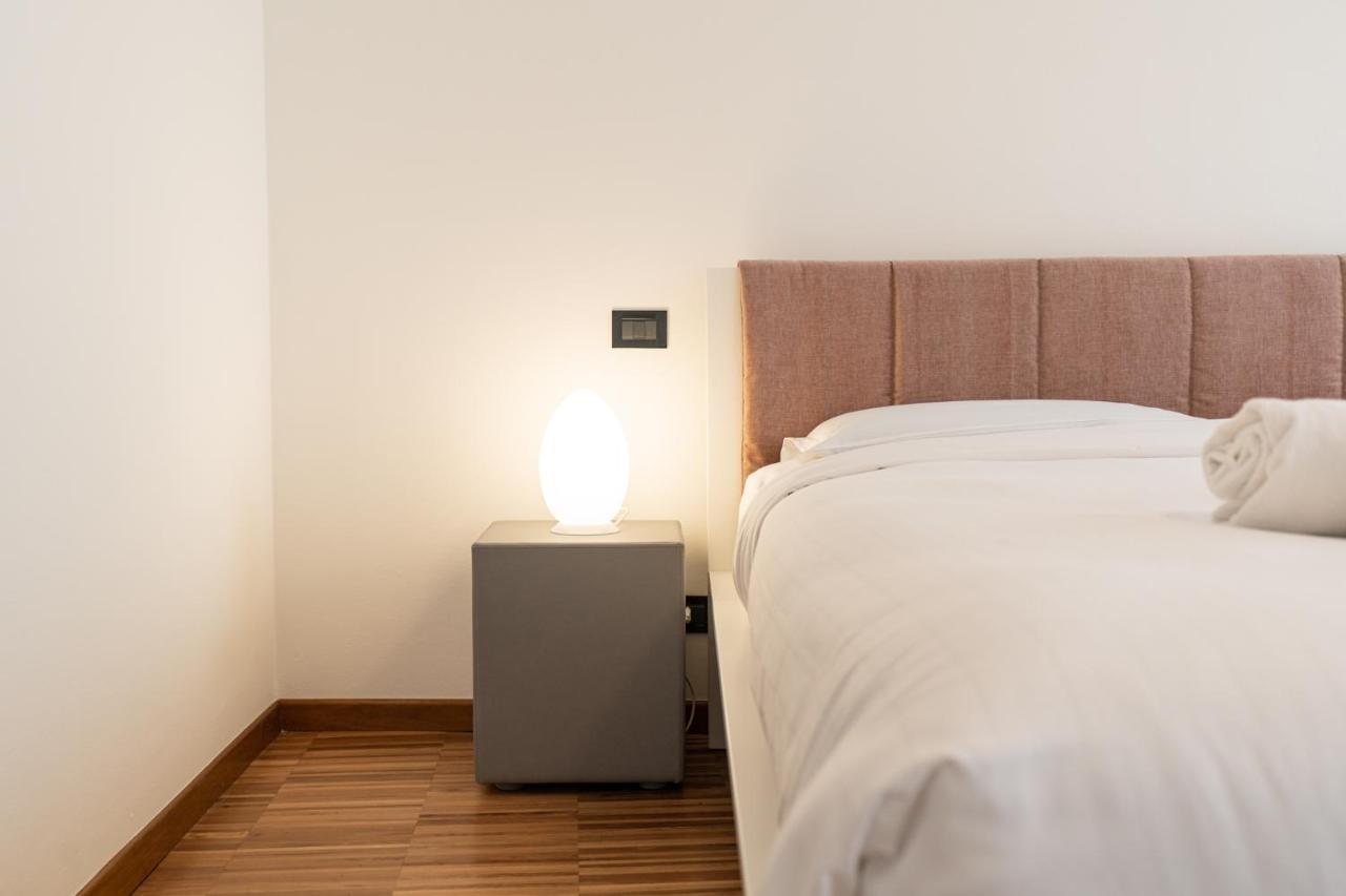 Domus Verona - Residenza Marconi ภายนอก รูปภาพ