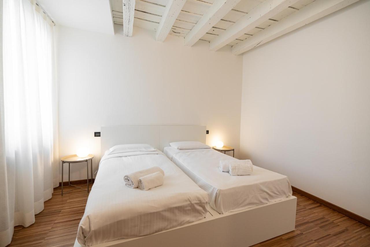 Domus Verona - Residenza Marconi ภายนอก รูปภาพ