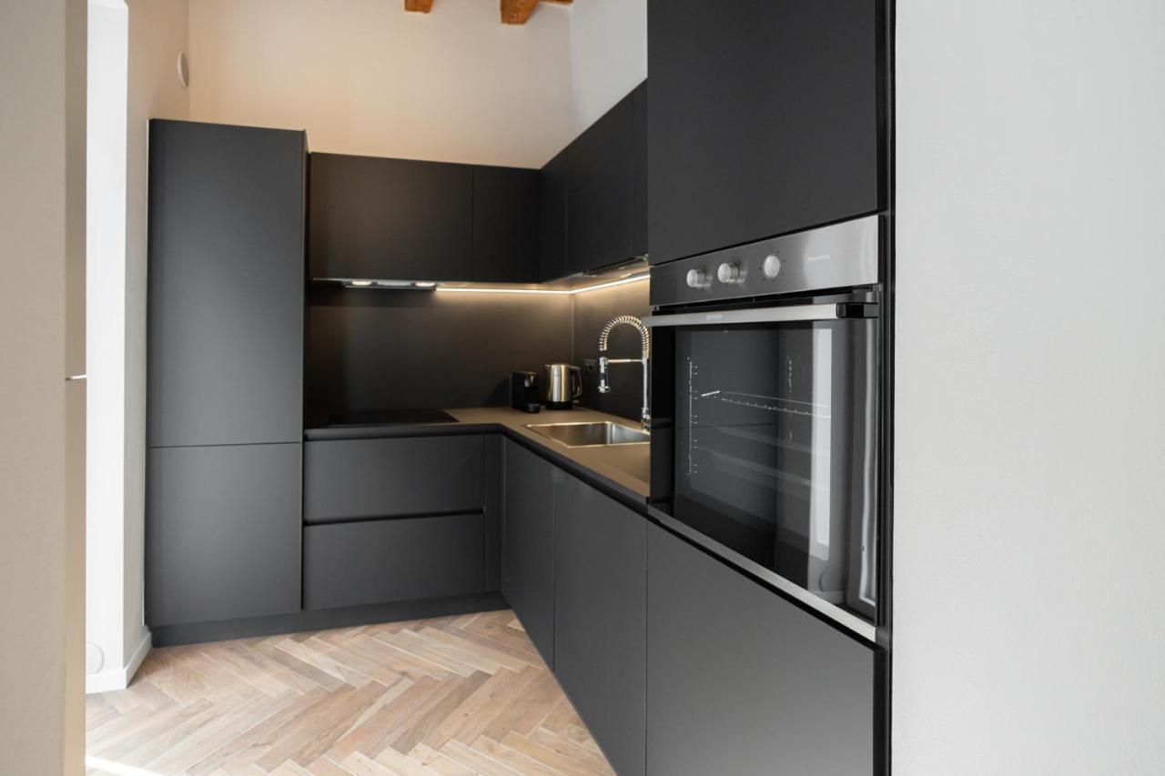 Domus Verona - Residenza Marconi ภายนอก รูปภาพ