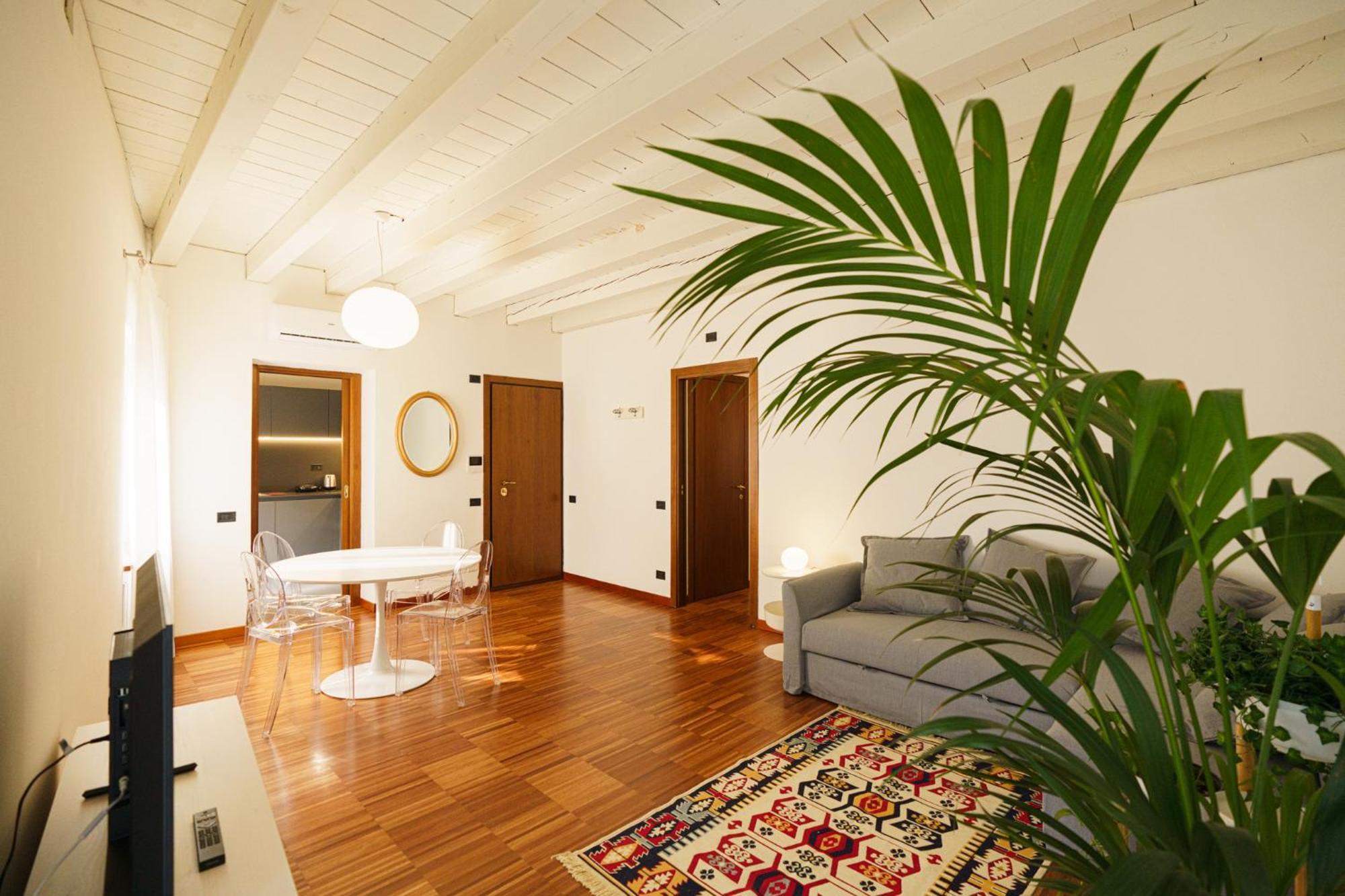 Domus Verona - Residenza Marconi ภายนอก รูปภาพ